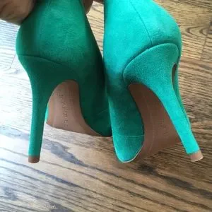 Banana Republic | Shoes | Nwt Banana Republic Madison 2 Hour  Grass Green Suede Madison 12-Hour Pumps | Banana Republic | Size 6 1/2 main image 1